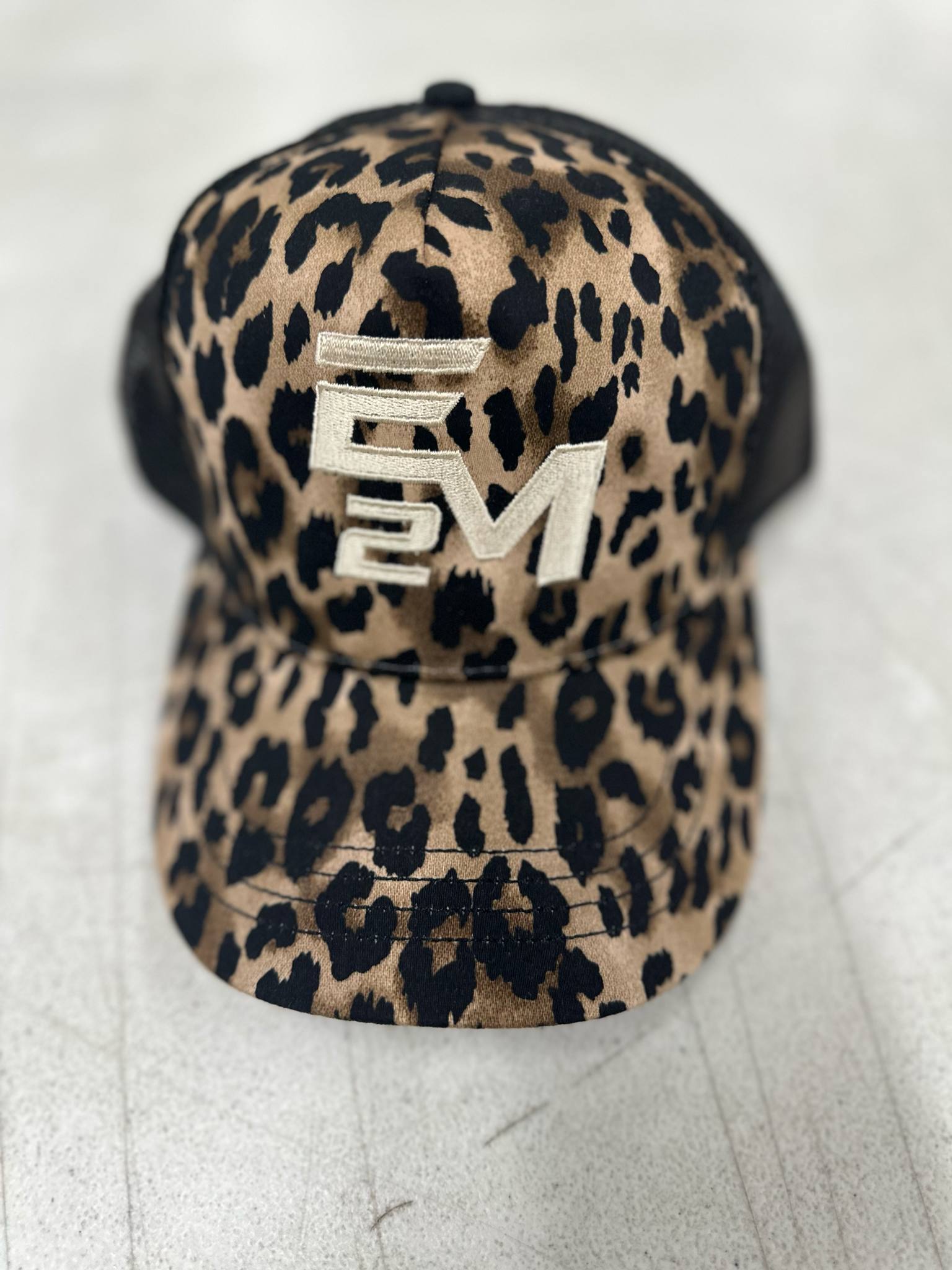 E2M – Leopard Fashion Trucker Cap – Brown product image